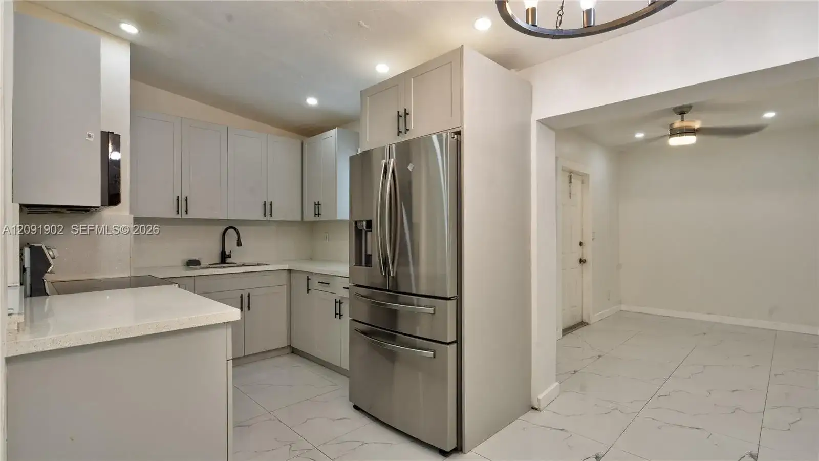4250 SW 39th St, West Park FL 33023 photo 3