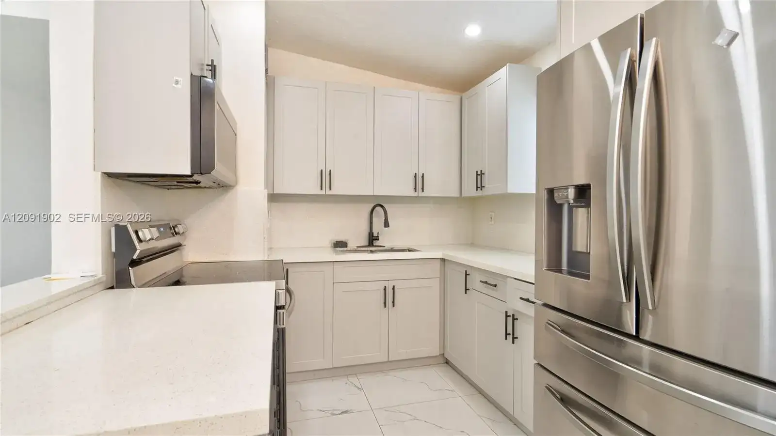 4250 SW 39th St, West Park FL 33023 photo 4