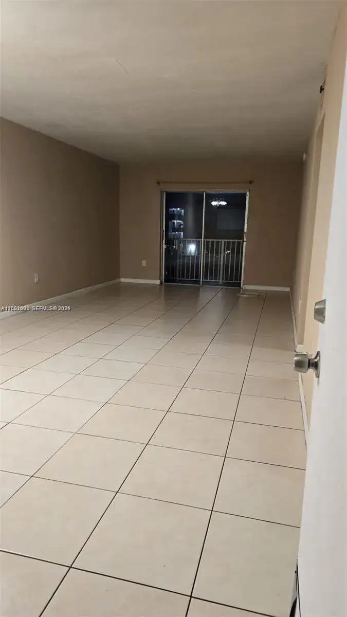 12890 NE 8th Ave # 310, North Miami FL 33161 photo 4