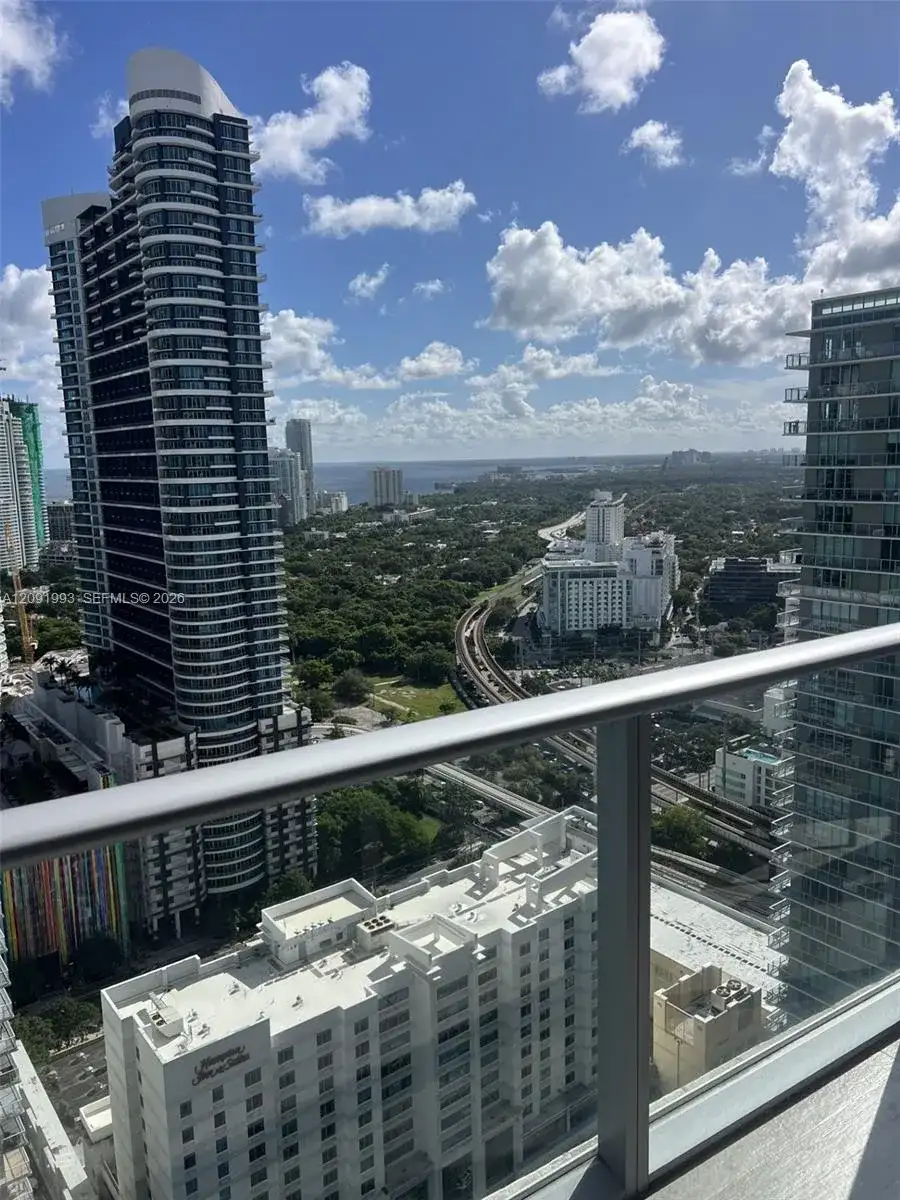 1100 S Miami Ave # 3404, Miami FL 33130 photo 2