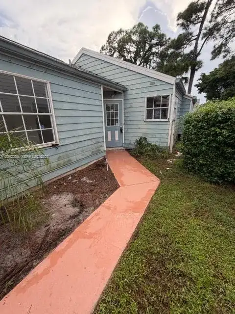 5688 Dewberry Way, West Palm Beach FL 33415 photo 2