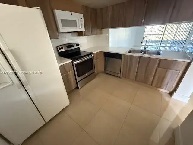 40 NW 76th Ave # 1, Plantation FL 33324 photo 3