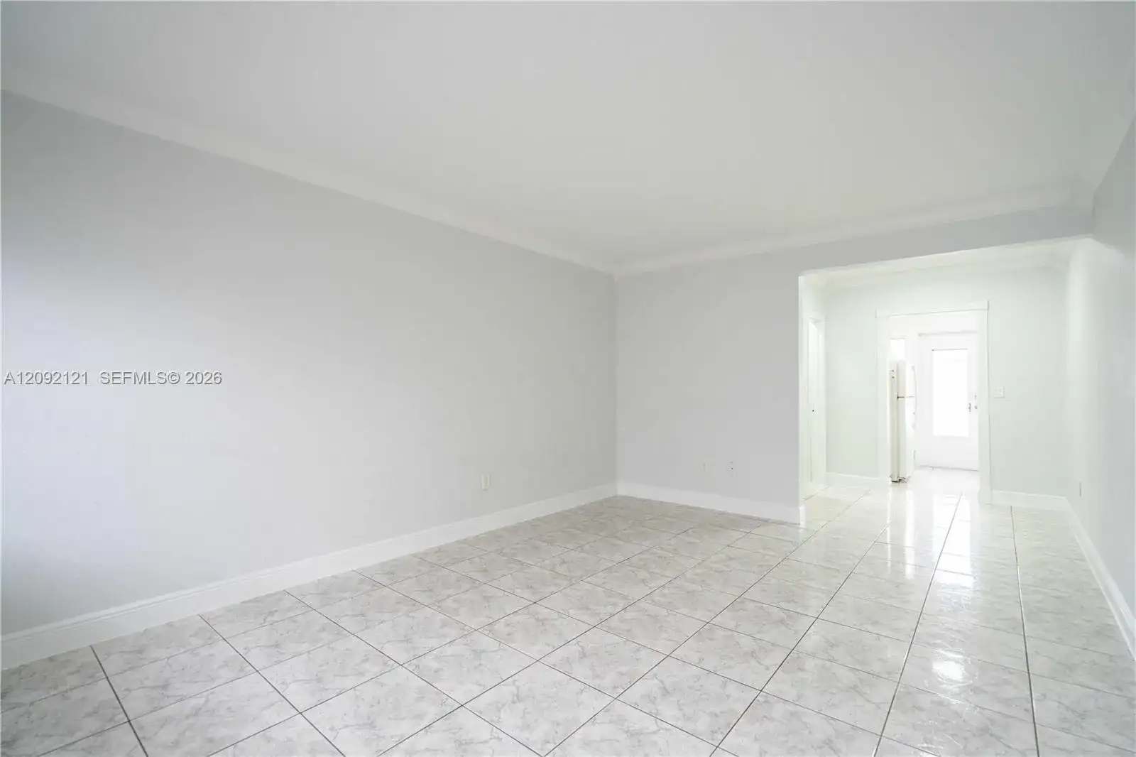 7640 Carlyle Ave # 10A, Miami Beach FL 33141 photo 3