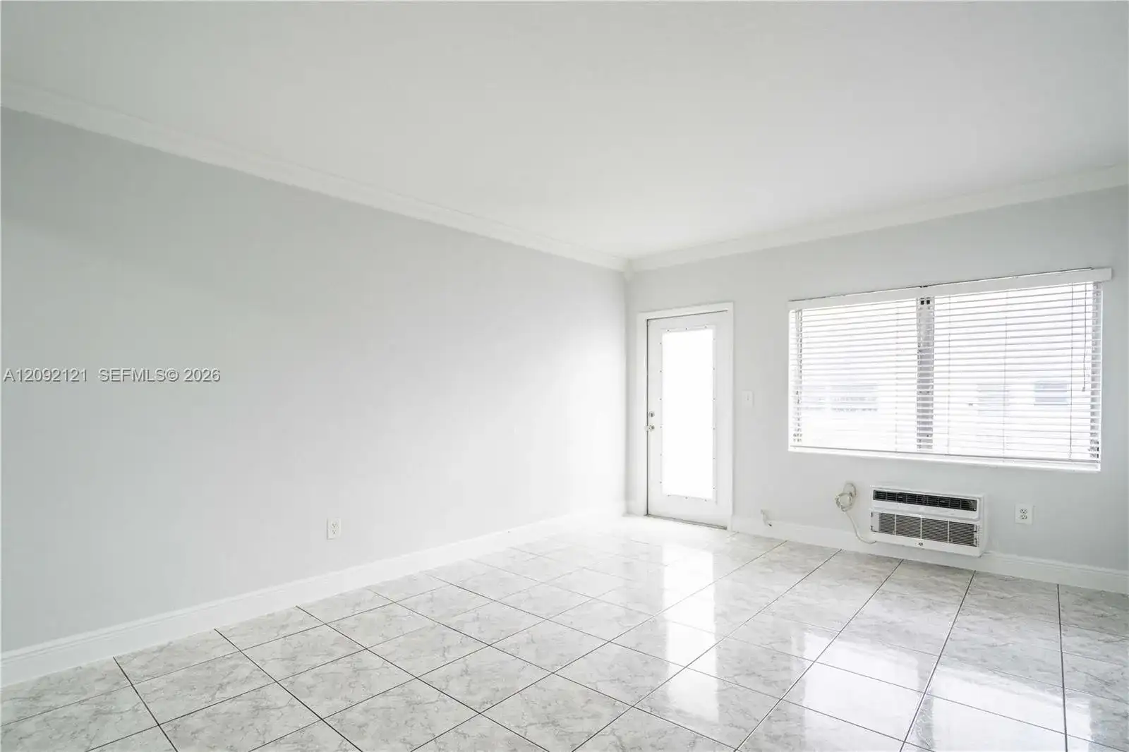 7640 Carlyle Ave # 10A, Miami Beach FL 33141 photo 4