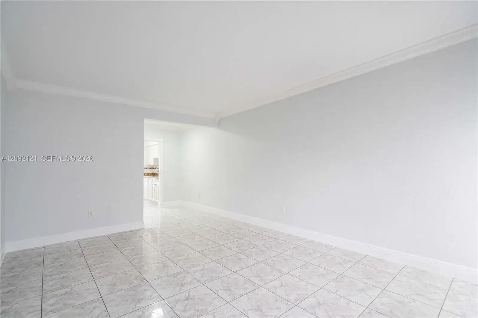 7640 Carlyle Ave # 10A, Miami Beach FL 33141 photo 5