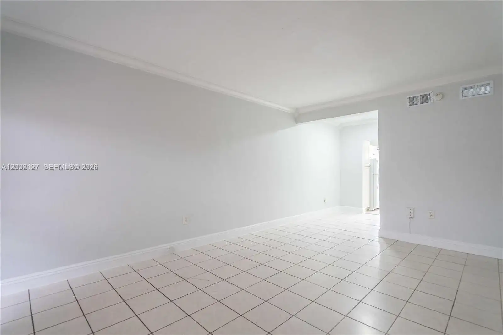 7640 Carlyle Ave # 5A, Miami Beach FL 33141 photo 4