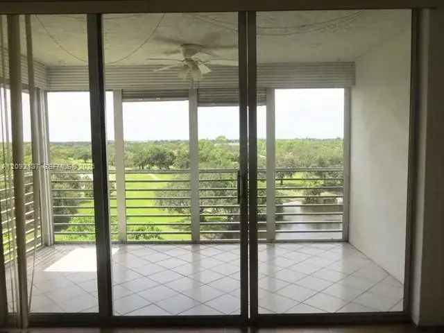 3499 Oaks Way # 708, Pompano Beach FL 33069 photo 5