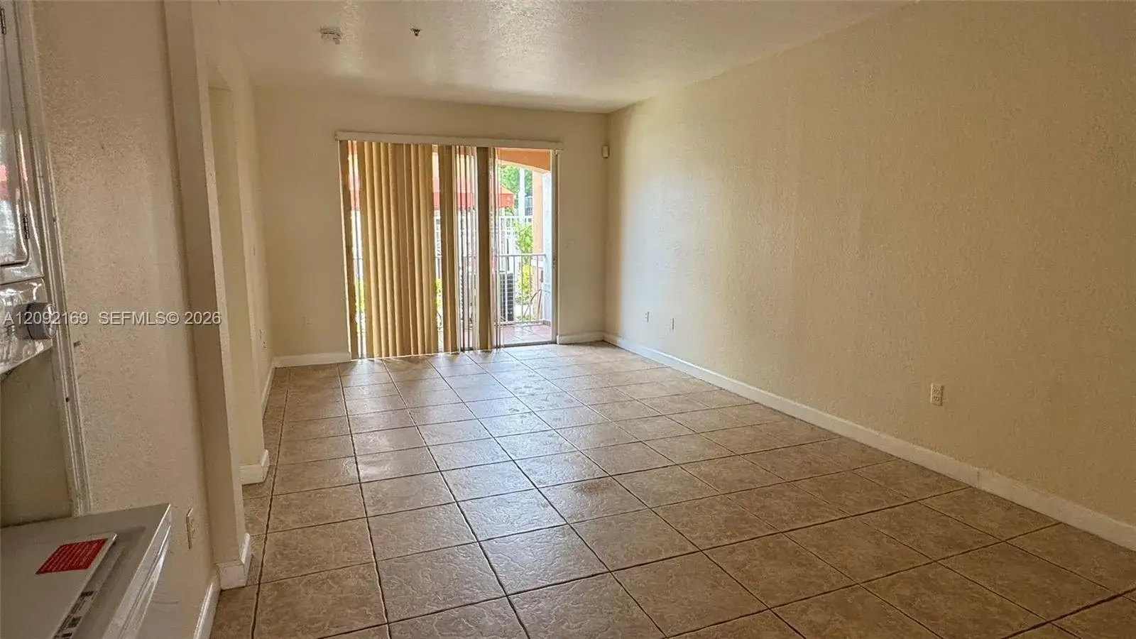 17650 NW 73rd Ave # 18, Hialeah FL 33015 photo 3