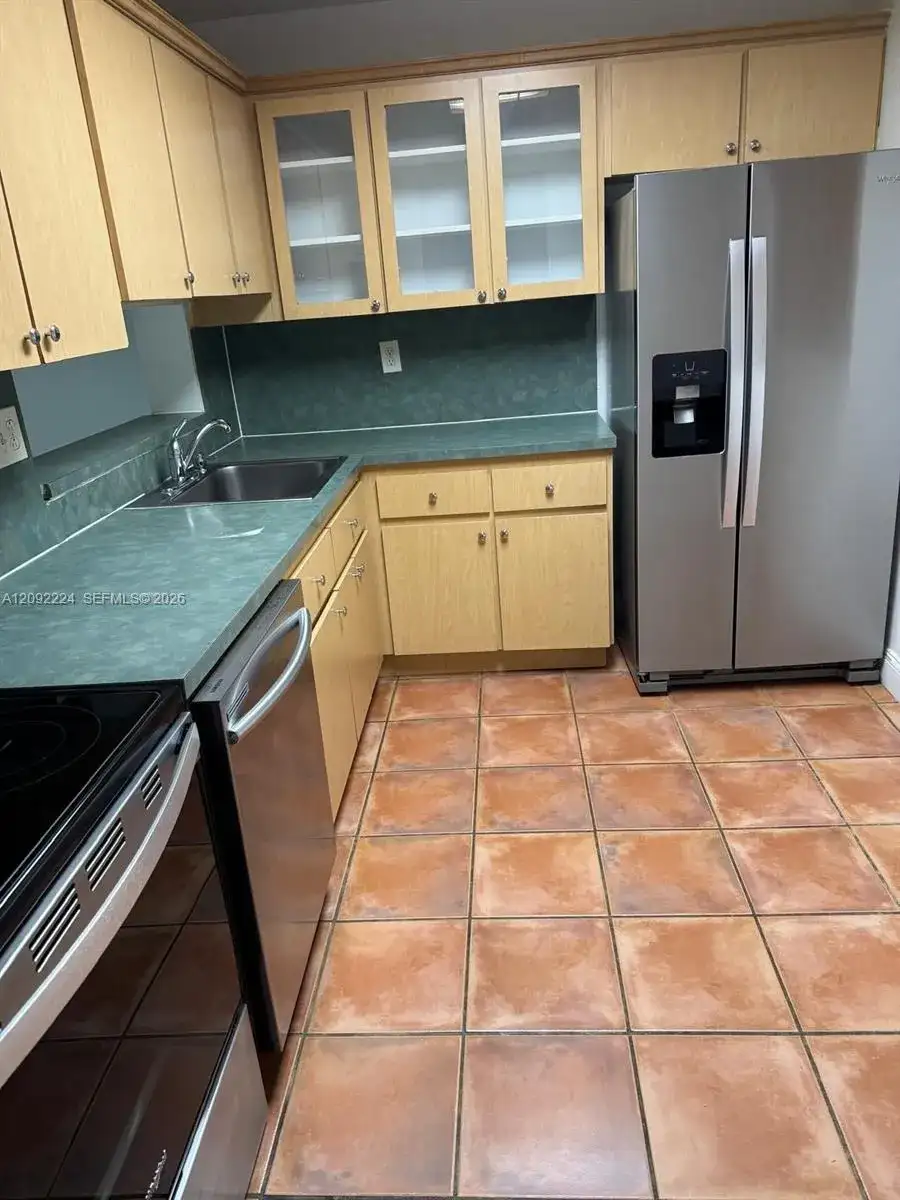 8700 SW 133rd Ave Rd # 108, Miami FL 33183 photo 4