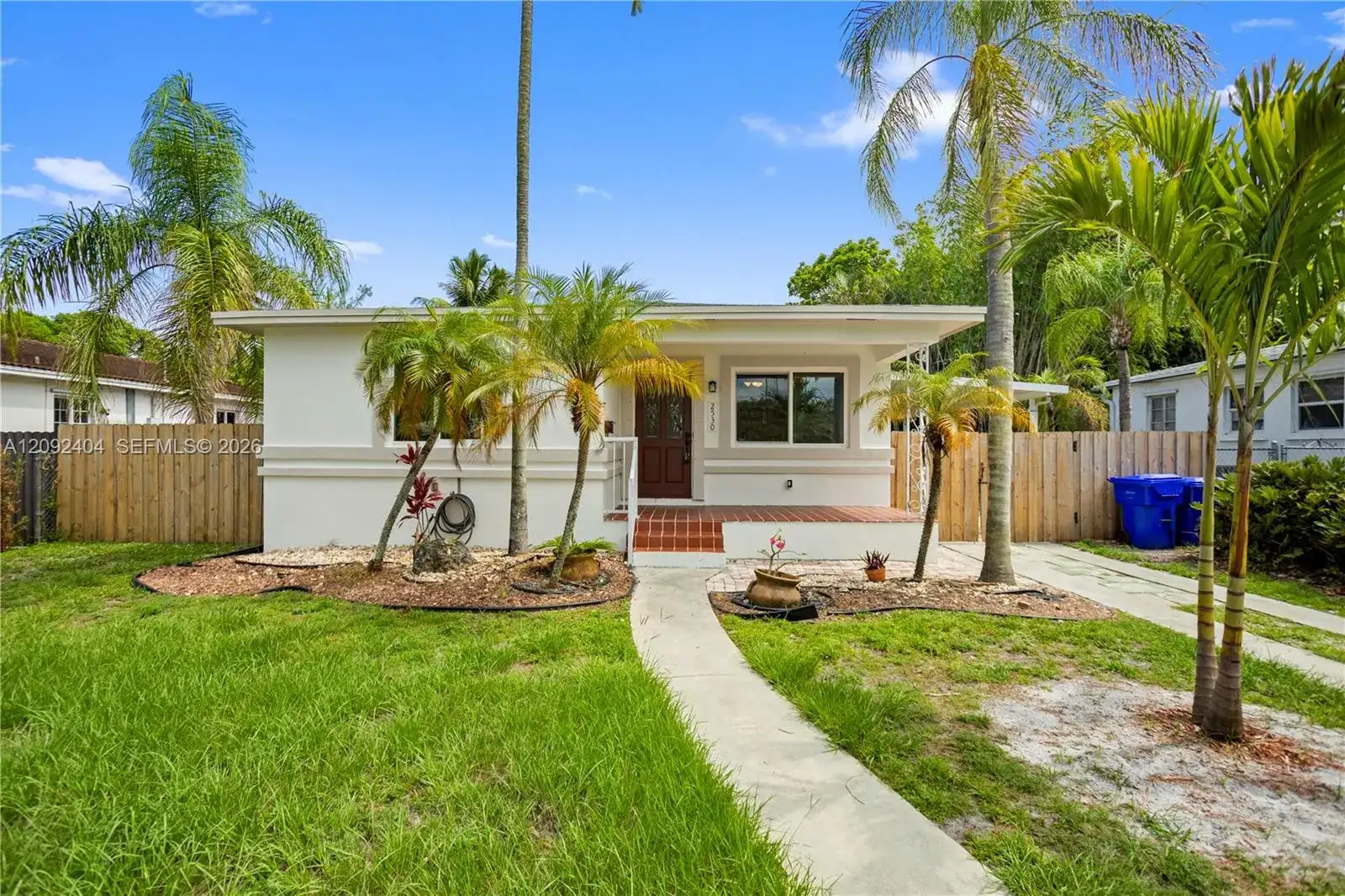 2530 Fillmore St, Hollywood FL 33020 photo 2