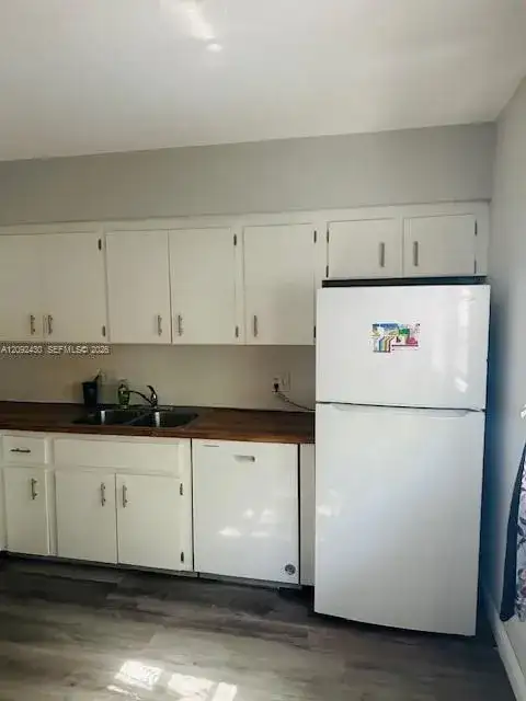 3739 SE 15 St # 2, Dania Beach FL 33004 photo 2