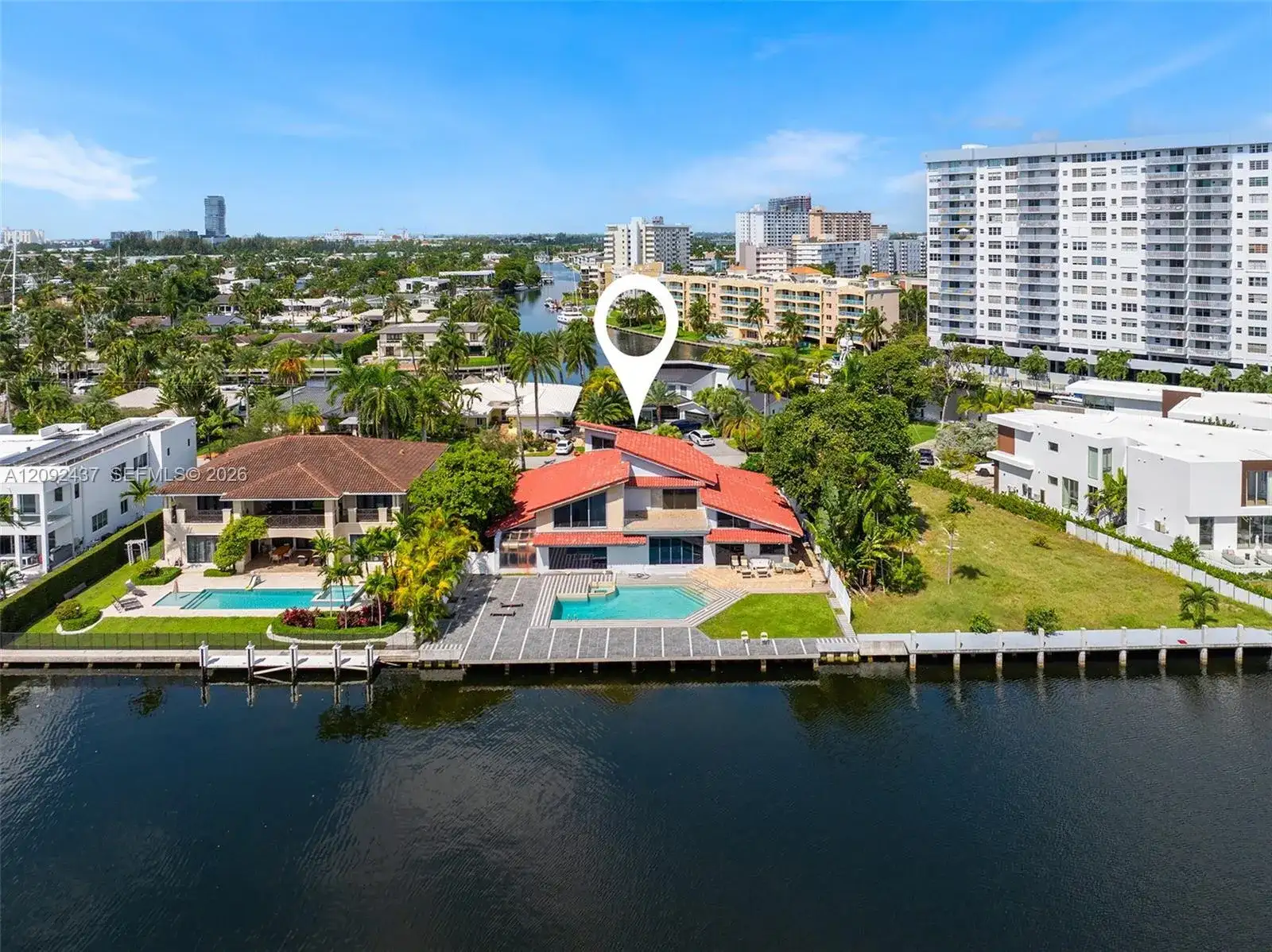 507 Palm Dr, Hallandale Beach FL 33009 photo 4