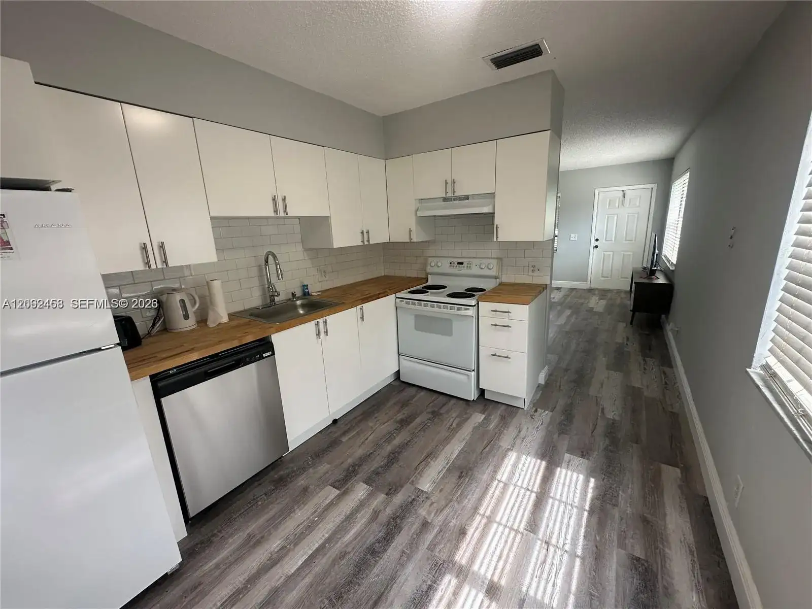 3739 SE 15 St # 1, Dania Beach FL 33004 photo 3