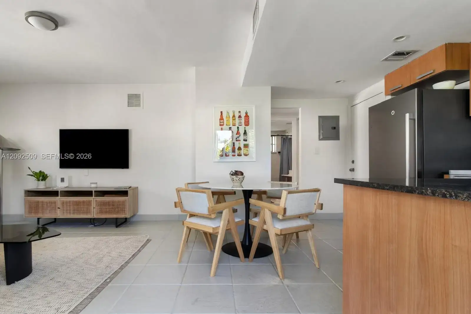 1050 7th St # 3, Miami Beach FL 33139 photo 3
