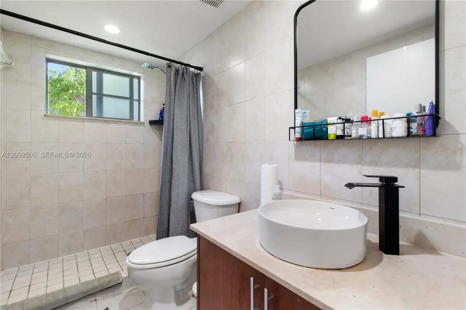 1050 7th St # 3, Miami Beach FL 33139 photo 5