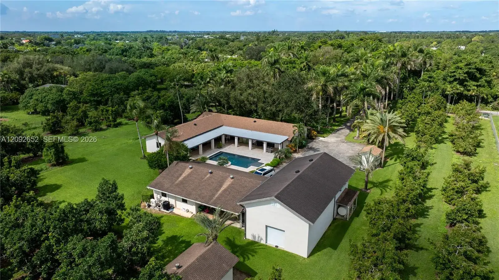 26145 SW 194th Ave, Homestead FL 33031 photo 4