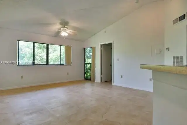 2445 SW 18th Ter # 909, Fort Lauderdale FL 33315 photo 2