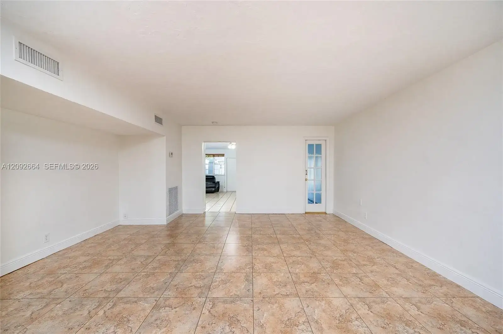 1345 W 71st St, Hialeah FL 33014 photo 4