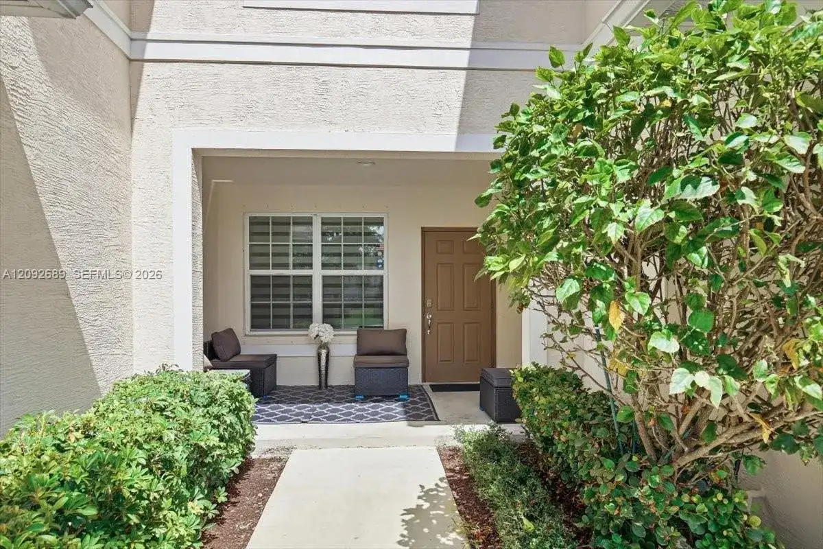 2221 NW Treviso Cir, Port St. Lucie FL 34986 photo 2