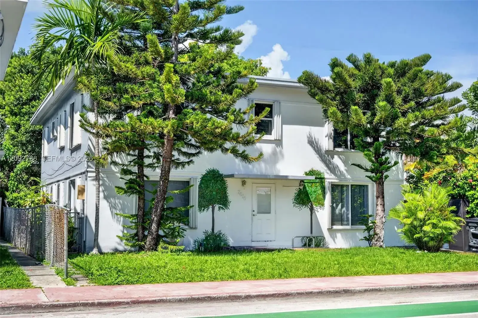 7610 Dickens Ave, Miami Beach FL 33141 photo 3