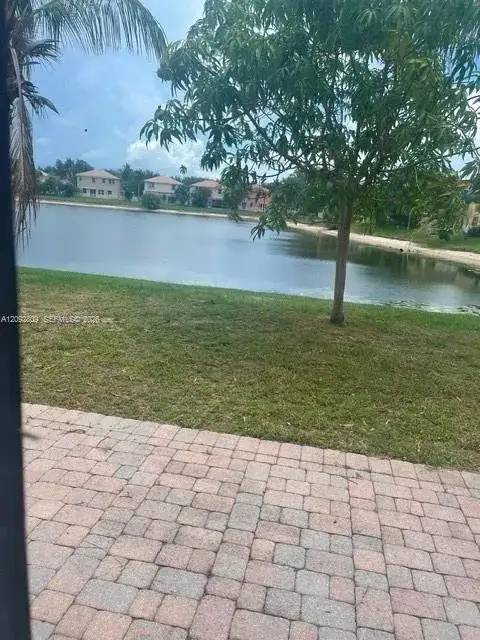 4245 Maggiore Way, West Palm Beach FL 33409 photo 2