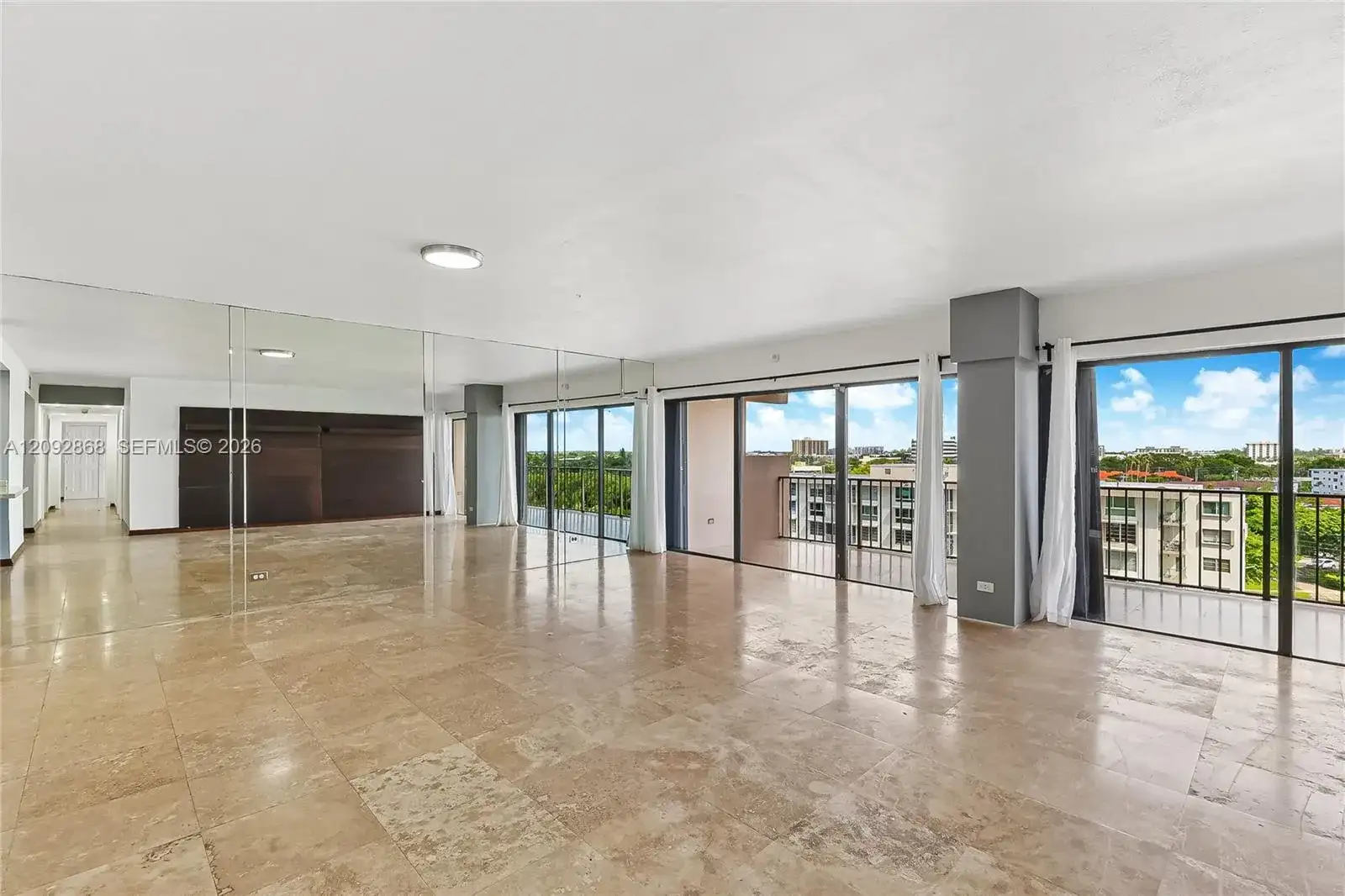1800 NE 114th St # 811, Miami FL 33181 photo 2
