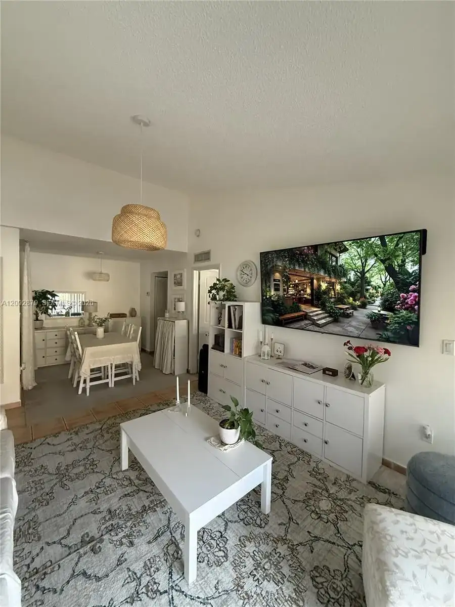 15650 SW 80th St # 208, Miami FL 33193 photo 4