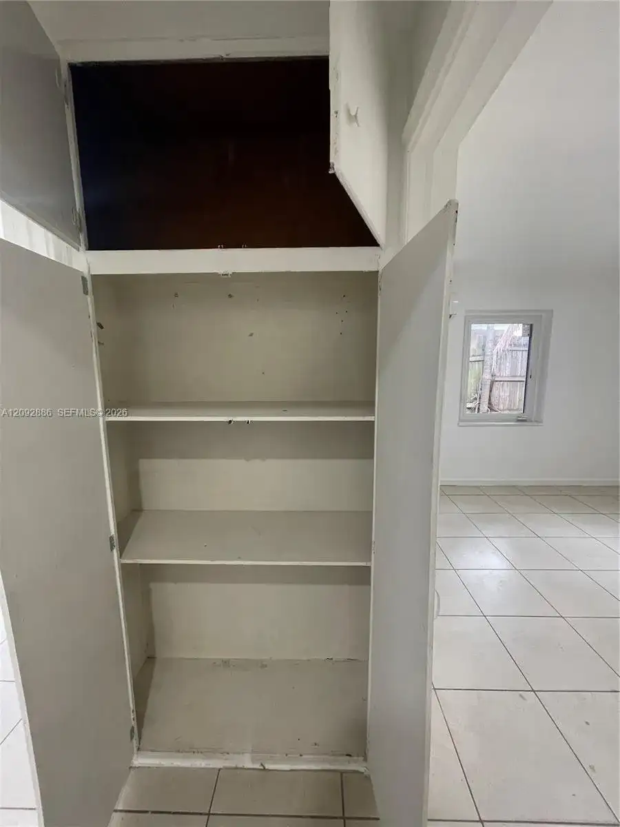 13845 NW 6th Ave, North Miami FL 33168 photo 4
