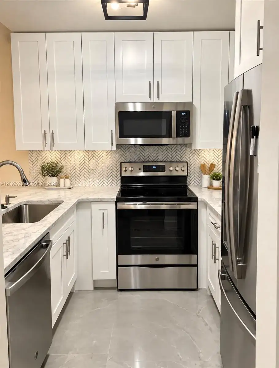 2950 SW 3rd Ave # 6F, Miami FL 33129 photo 4