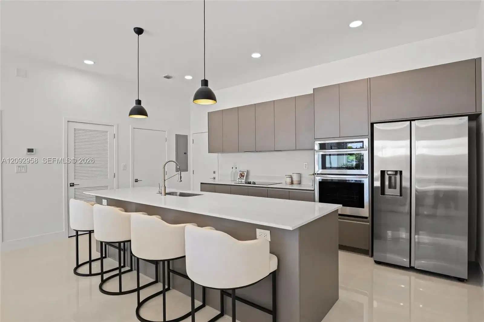 1805 NE 13 ST, Fort Lauderdale FL 33304 photo 4