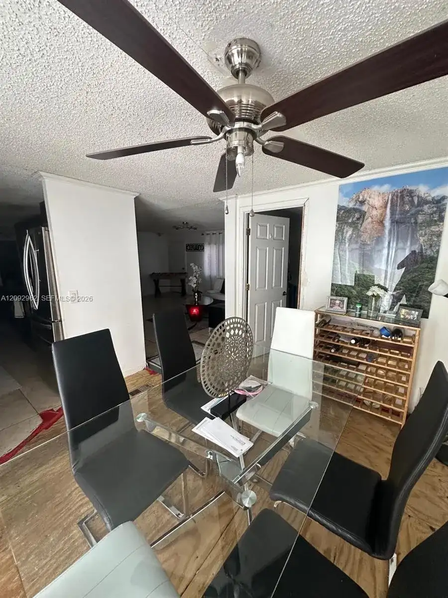 21551 NW 3rd Pl, Pembroke Pines FL 33029 photo 3