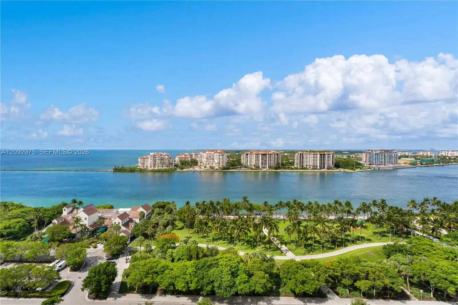 400 S Pointe Dr # 1805, Miami Beach FL 33139 photo 4