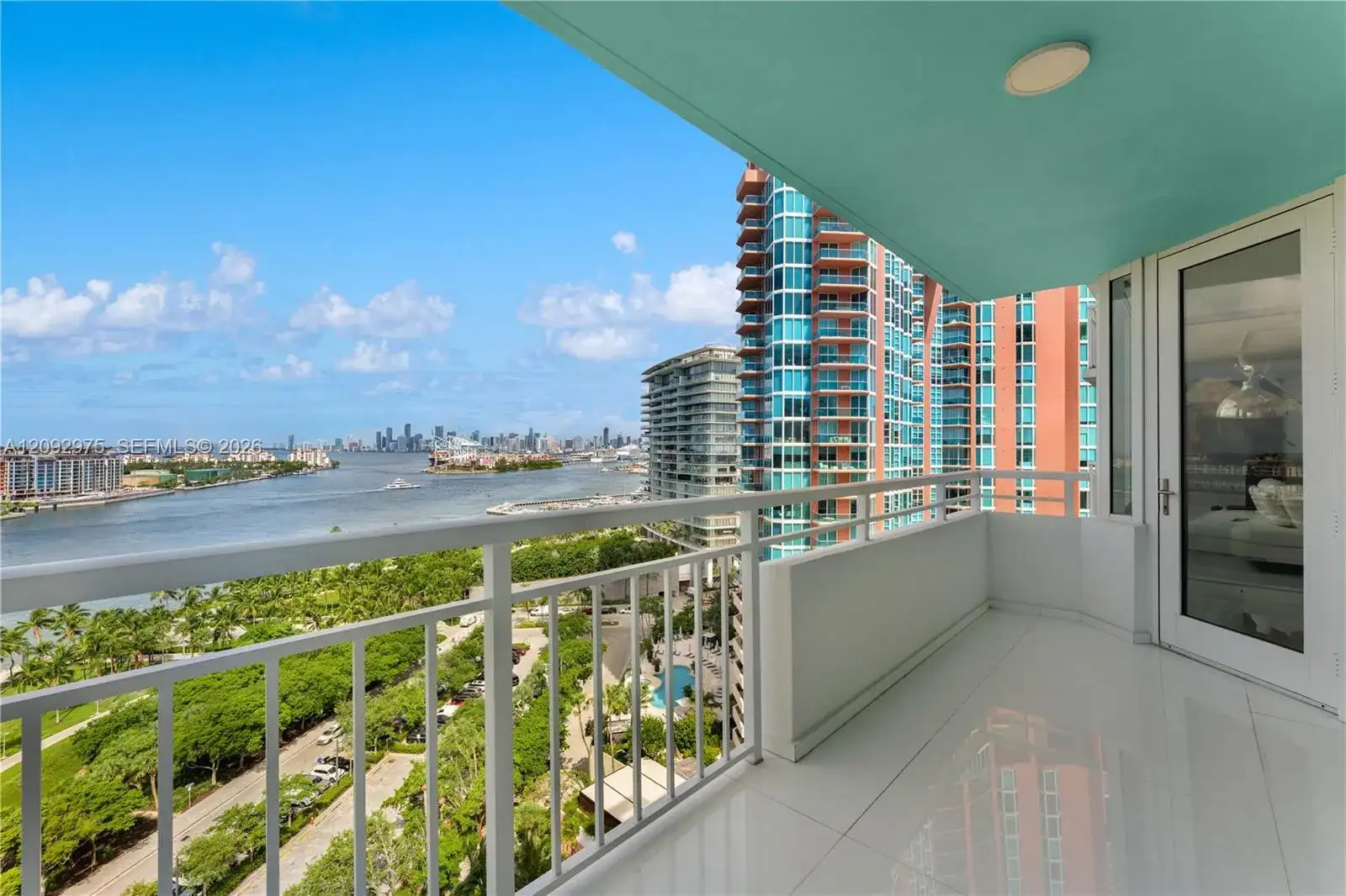 400 S Pointe Dr # 1805, Miami Beach FL 33139 photo 5