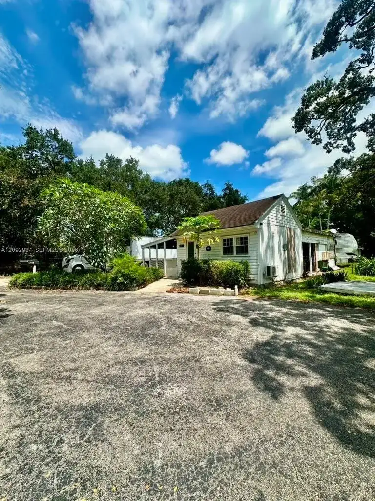 2151 N Krome # 1, Homestead FL 33030 photo 3