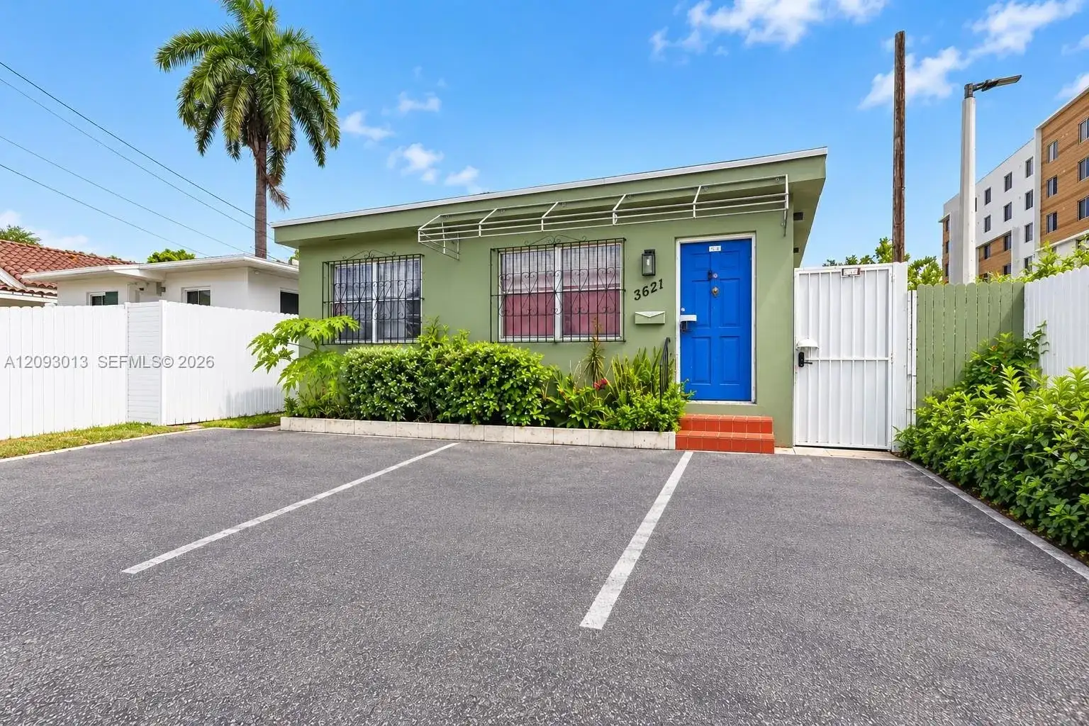 3621 NW 23rd Ave, Miami FL 33142 photo 2