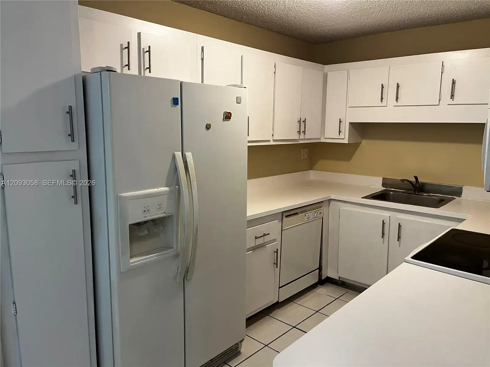 3674 NW 111th Ave, Sunrise FL 33351 photo 2