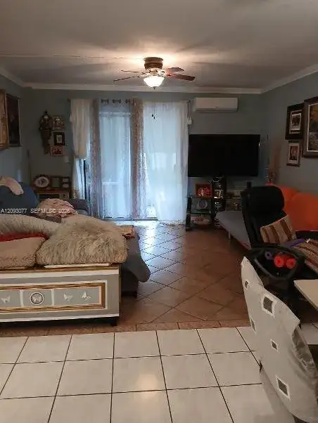 17001 NE 13th Ave # 203, Miami FL 33162 photo 4