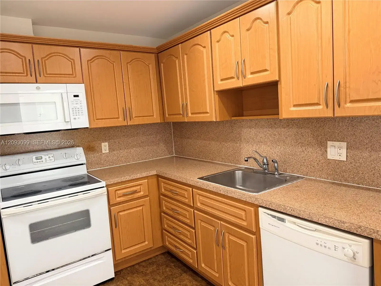 1965 S Ocean Dr # 18C, Hallandale Beach FL 33009 photo 3