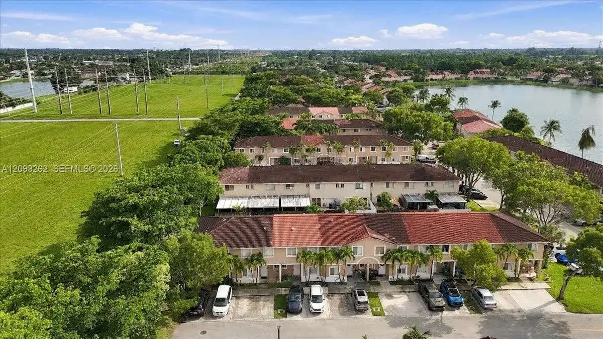 13912 SW 174th Ter # 13912, Miami FL 33177 photo 3