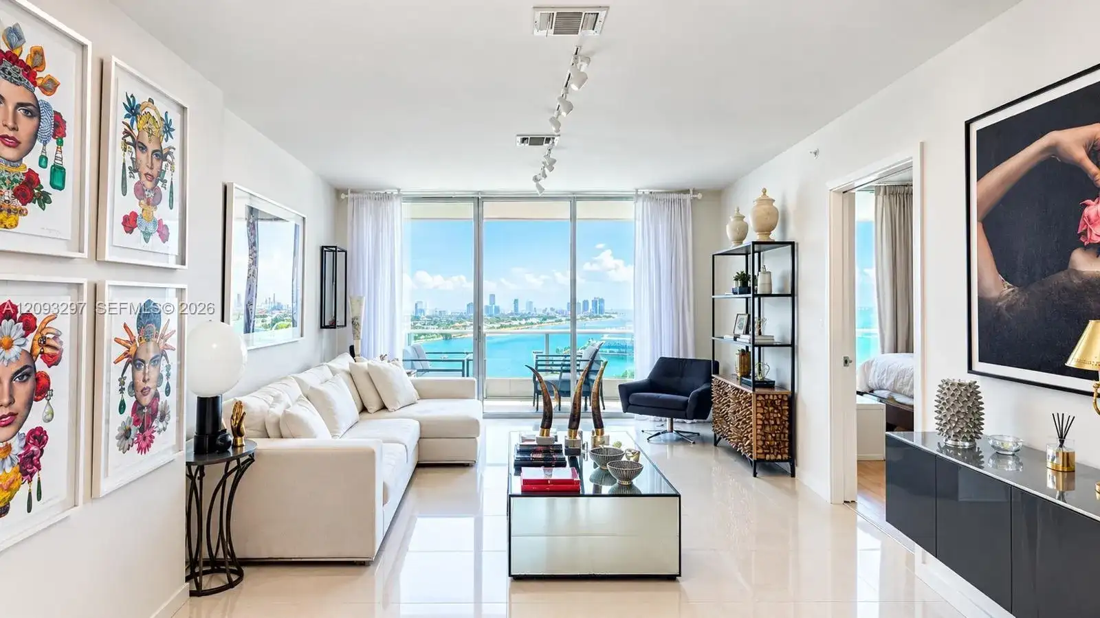 900 Biscayne Blvd # 2702, Miami FL 33132 photo 4