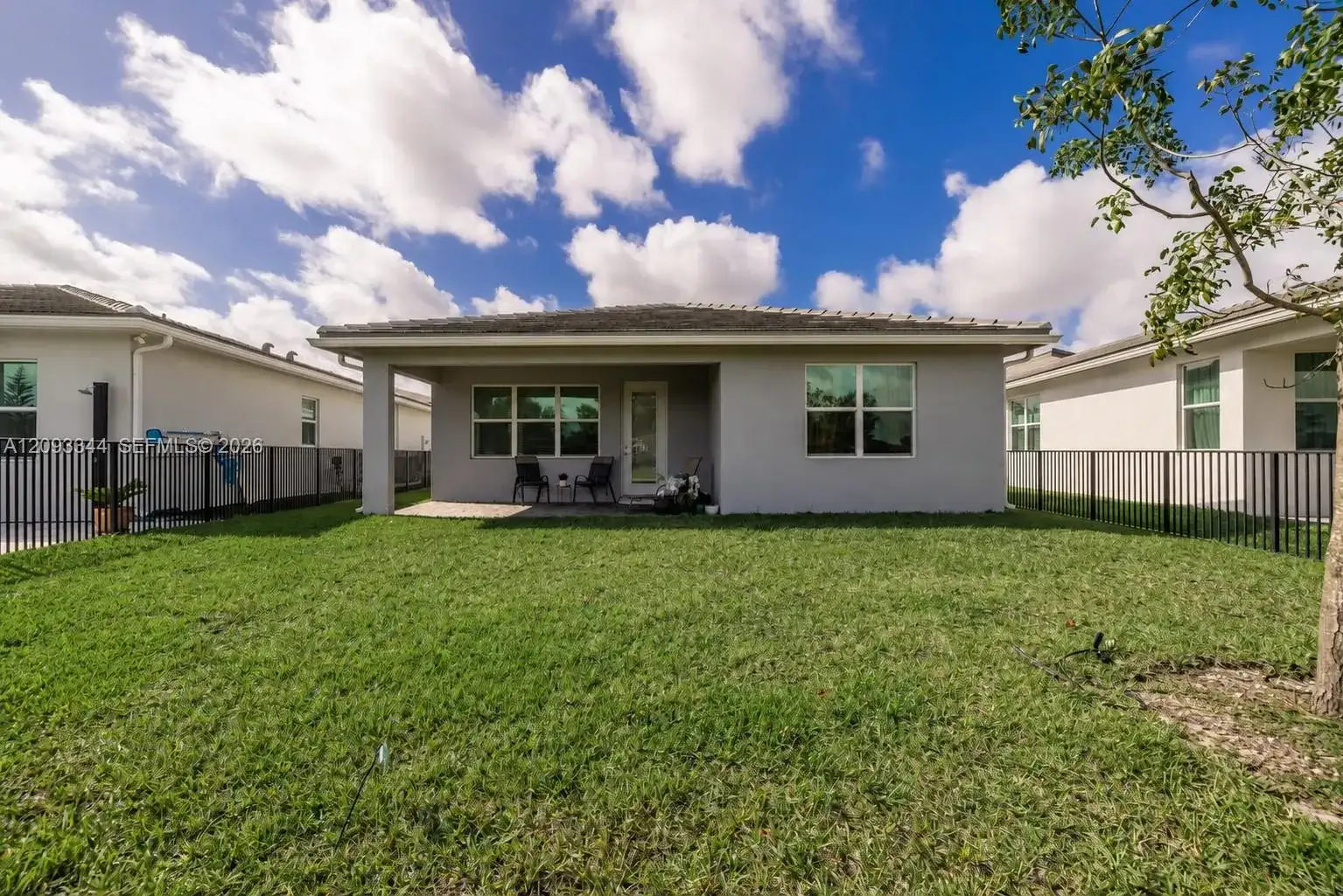 4242 Rosa Dr, Deerfield Beach FL 33064 photo 3