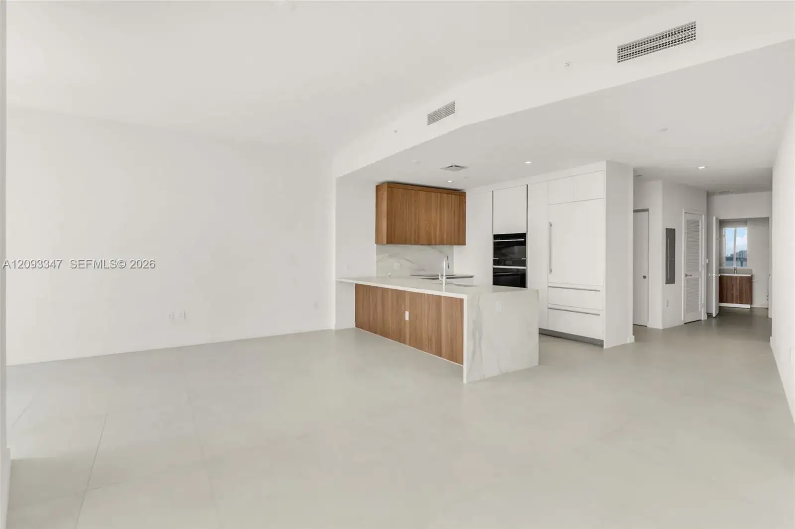 1400 Biscayne Blvd # 706, Miami FL 33132 photo 3