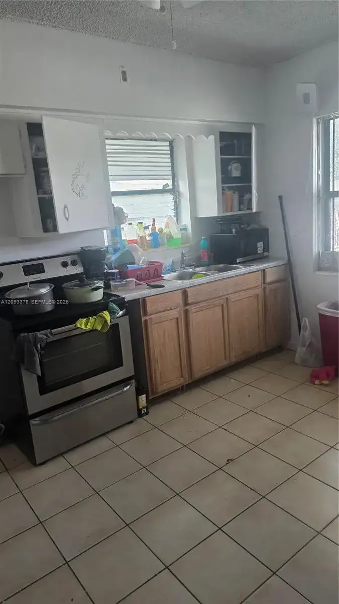 11351 NW 11th Ave, Miami FL 33168 photo 5