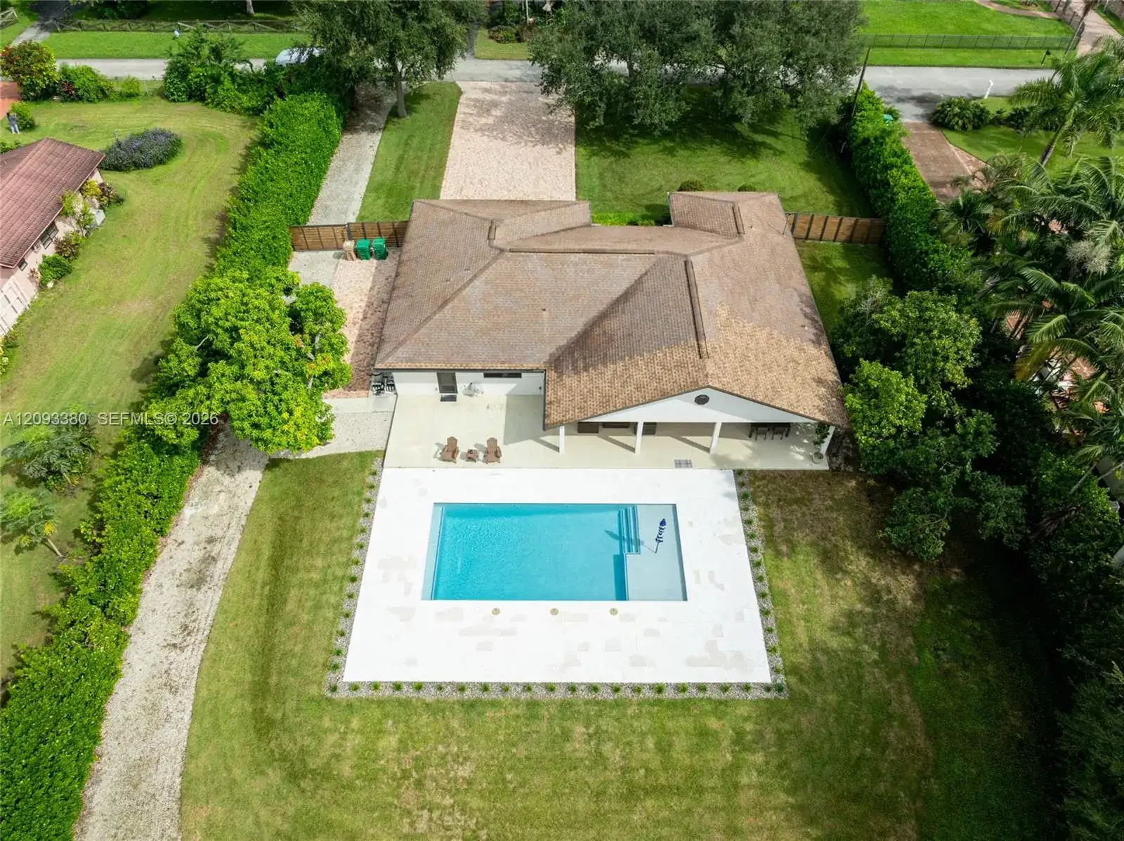 14390 SW 24th St, Davie FL 33325 photo 4