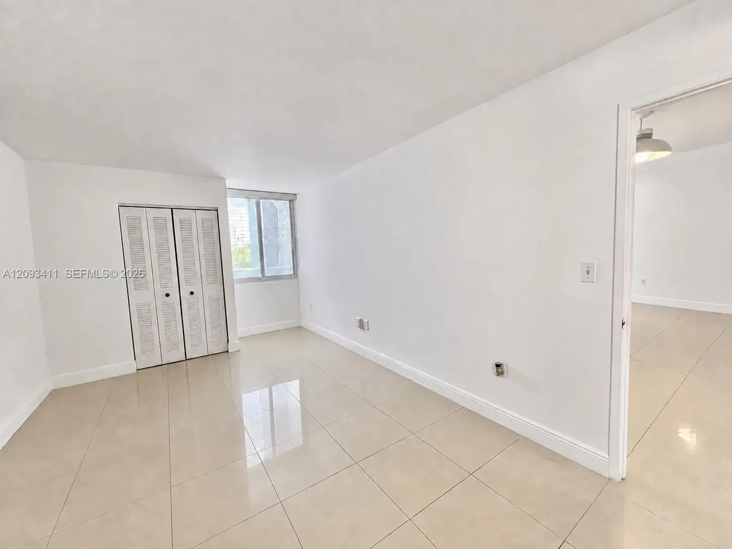 850 N Miami Ave # 2002, Miami FL 33136 photo 5