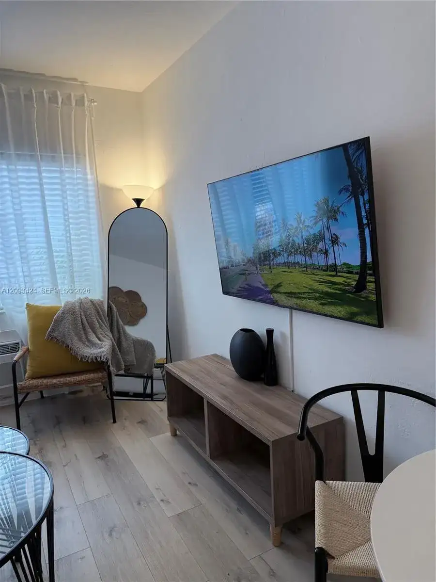 1135 Euclid Ave # 205, Miami Beach FL 33139 photo 5
