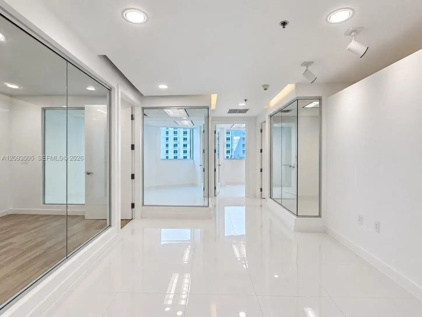 40 SW 13th St # 505, Miami FL 33130 photo 2