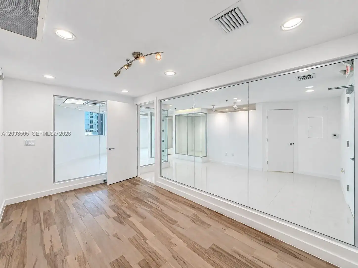 40 SW 13th St # 505, Miami FL 33130 photo 5