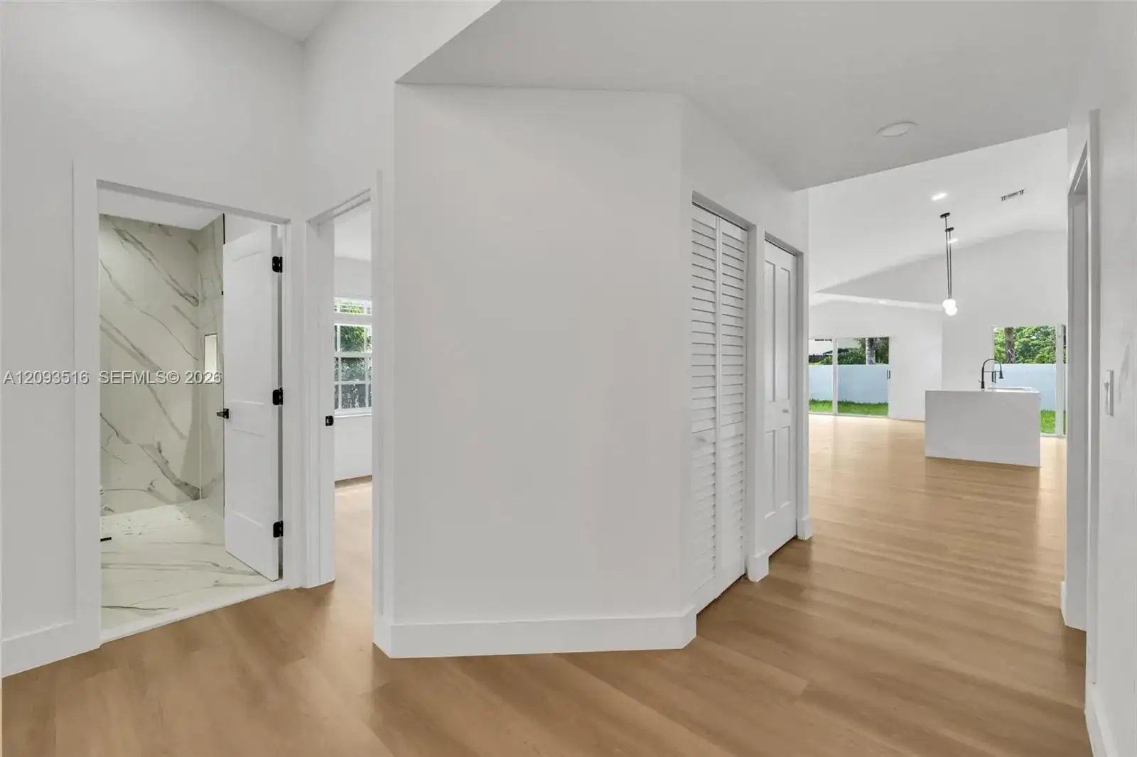 16 Gables Blvd, Weston FL 33326 photo 5