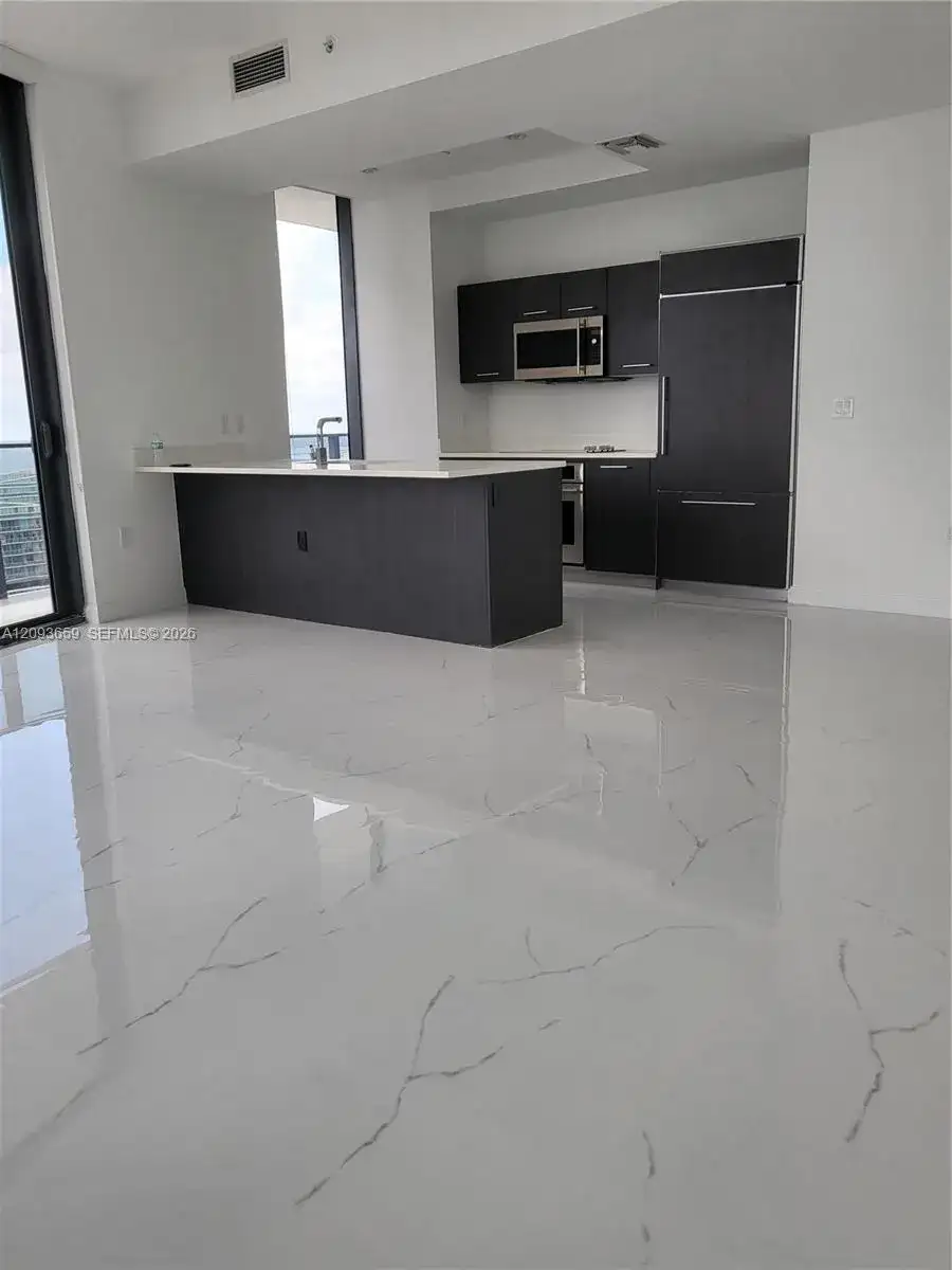 45 SW 9th Street # 4303, Miami FL 33130 photo 3
